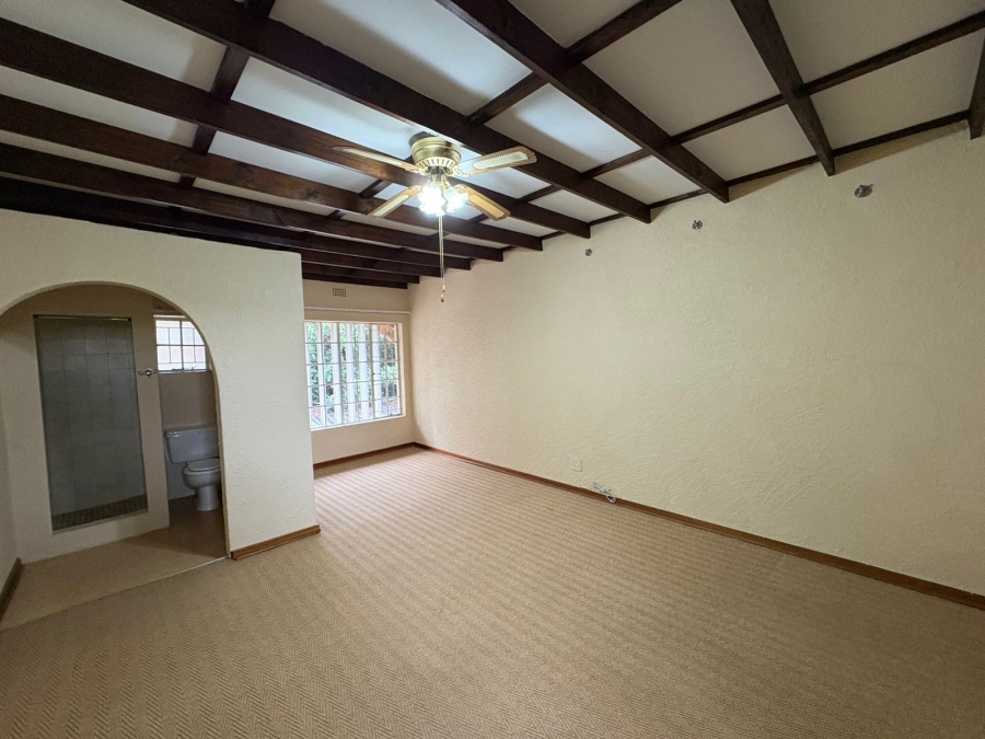 5 Bedroom Property for Sale in Protea Park North West